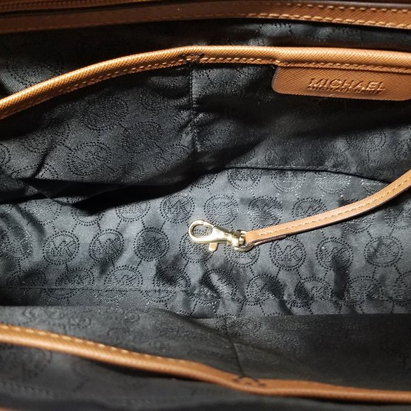 MICHAEL Michael Kors Kempton Black Nylon Zippered Tote Bag - 30T2GKPT1C - Picture 9 of 16